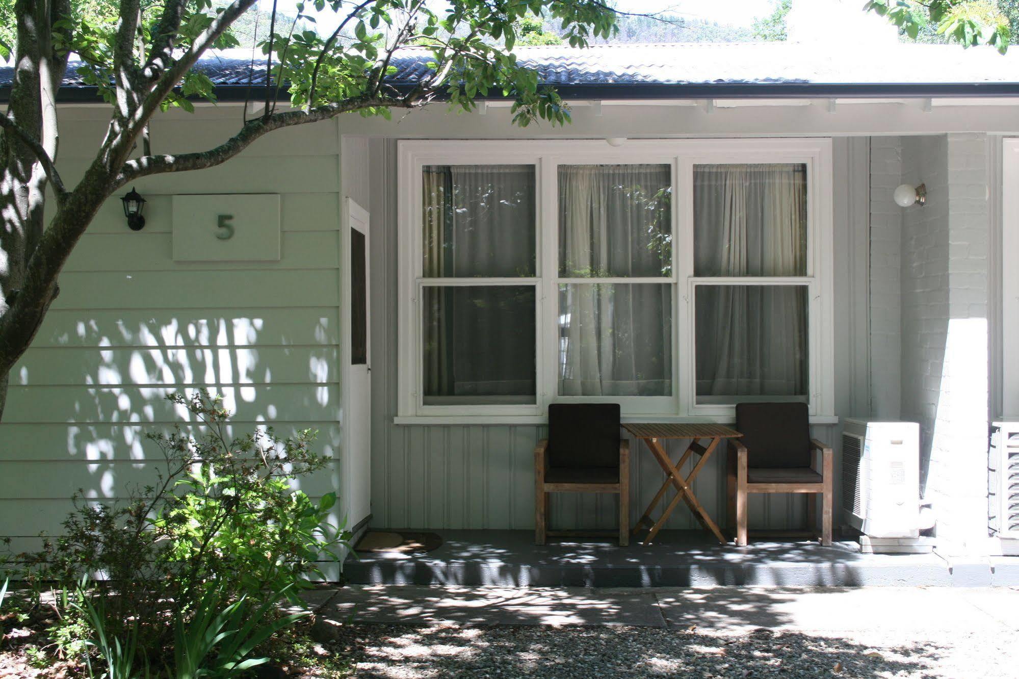 Elm Lodge Bright Ngoại thất bức ảnh