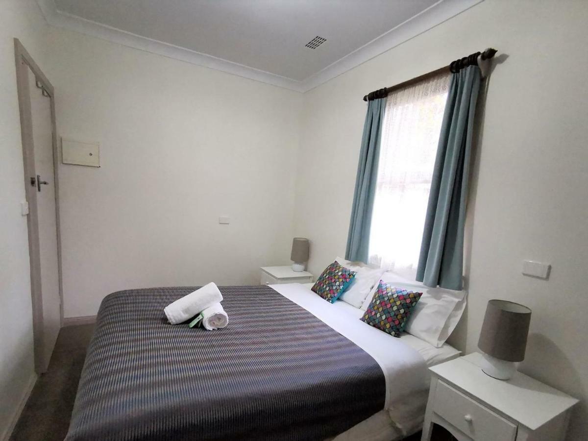 Elm Lodge Bright Ngoại thất bức ảnh