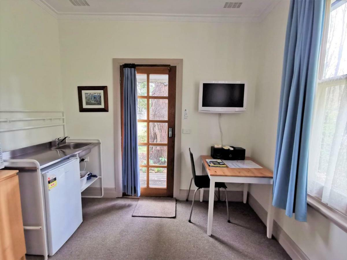 Elm Lodge Bright Ngoại thất bức ảnh