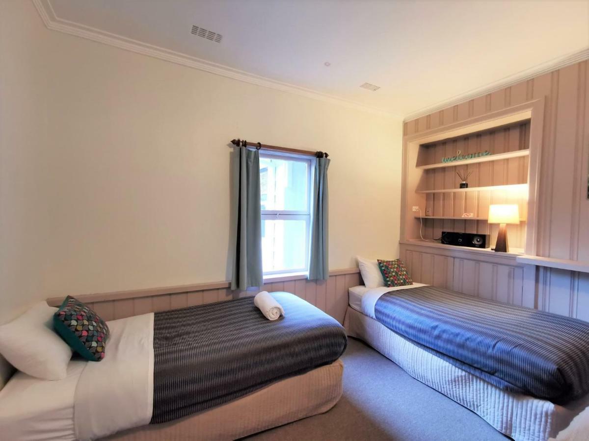 Elm Lodge Bright Ngoại thất bức ảnh